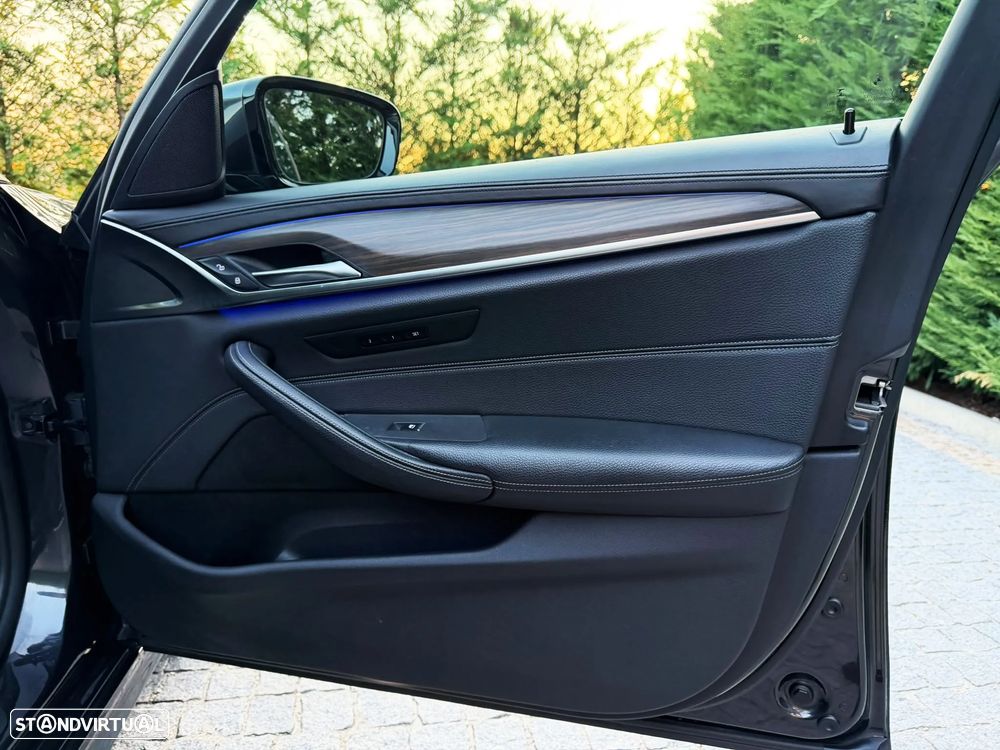 BMW 520 d Aut. M Sport Edition - 23