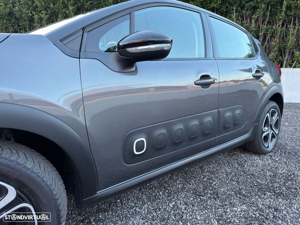 Citroën C3 1.2 PureTech Shine - 25