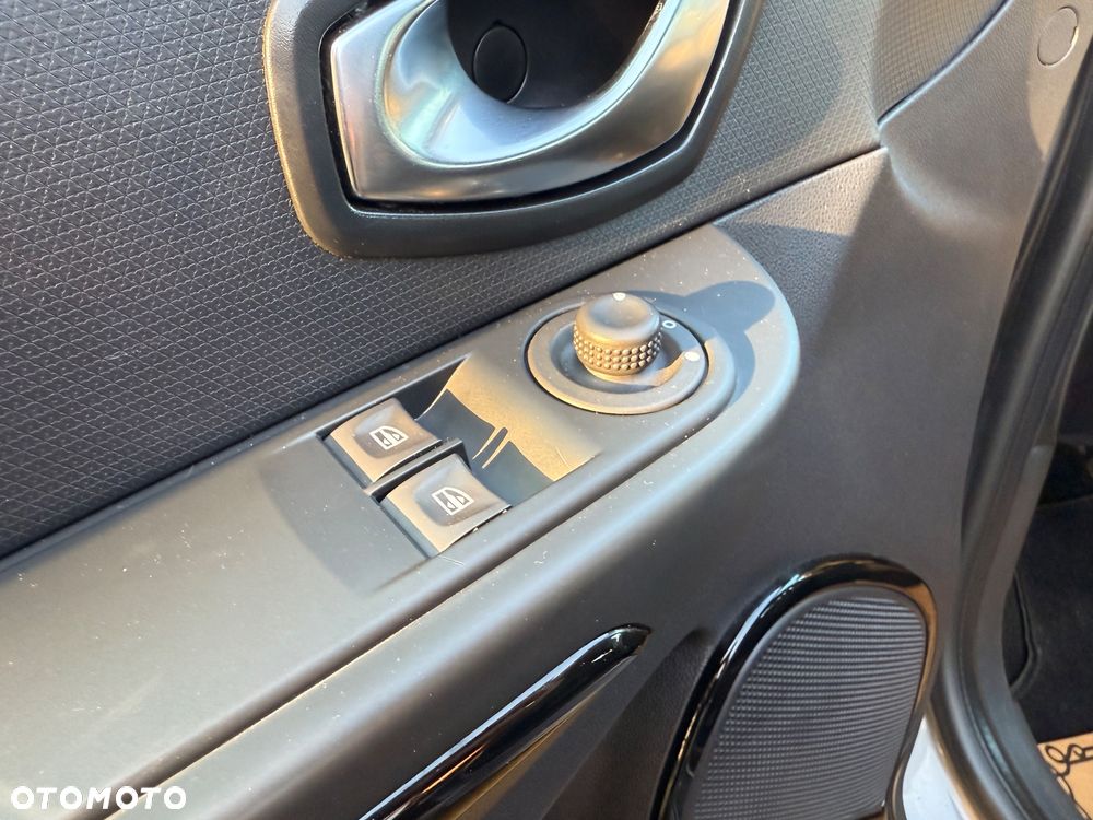 Renault Clio 0.9 Energy TCe Alize - 30