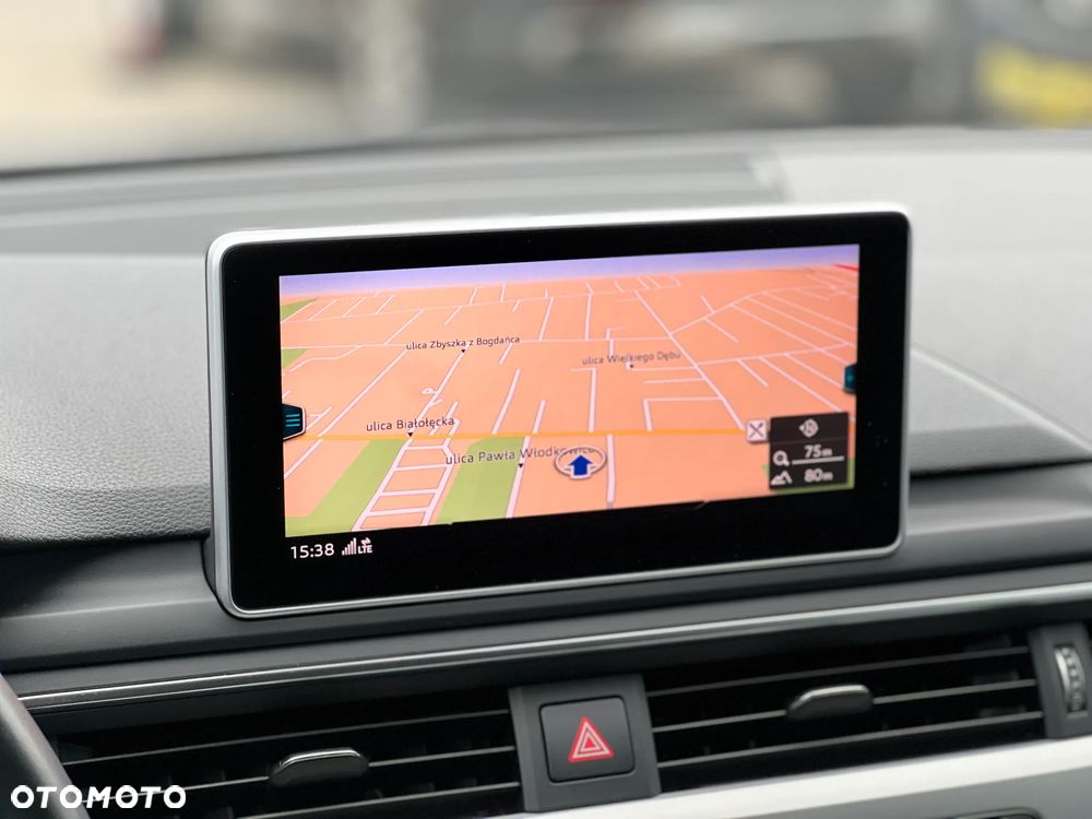 Audi A4 Allroad - 22