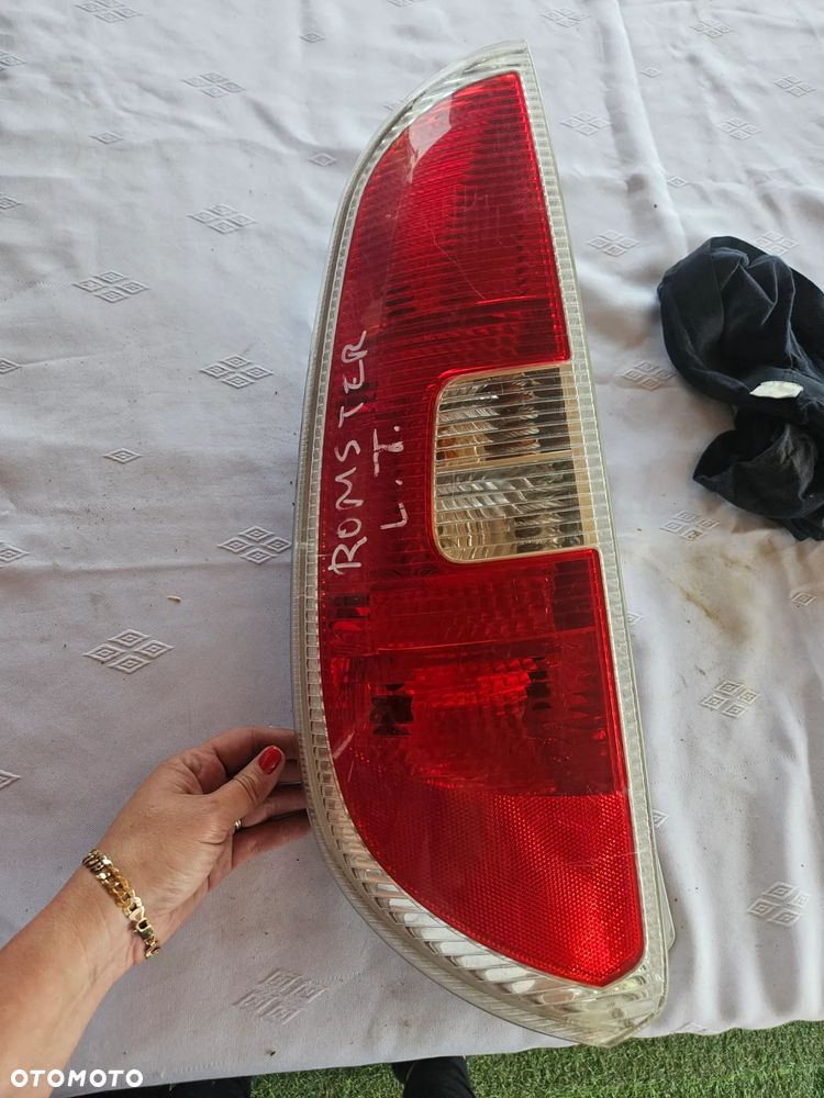 Lewa tylna lampa Europa Skoda Roomster - 3