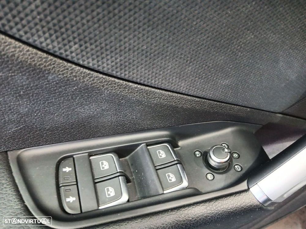 Audi Q2 30 TDI Advanced S tronic - 13