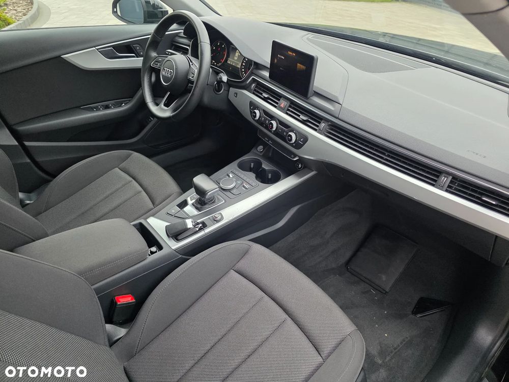 Audi A4 Limousine 2.0 TDI S tronic design - 5