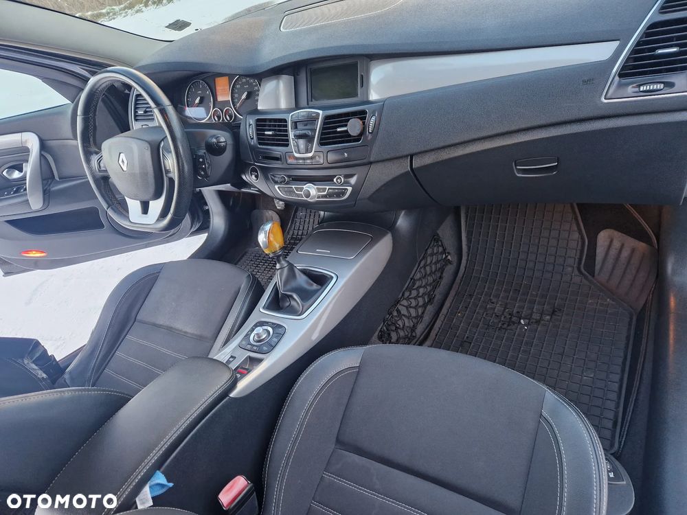 Renault Laguna dCi 150 FAP Bose - 10