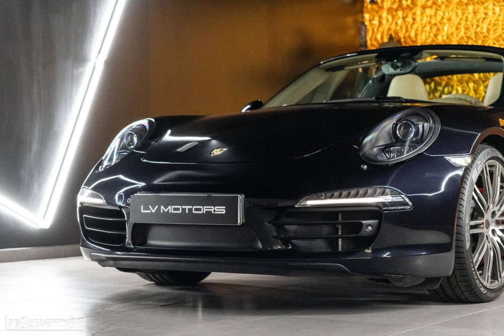 Porsche 911 Série F - 8