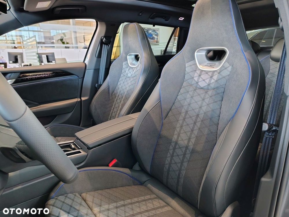 Volkswagen Passat - 19