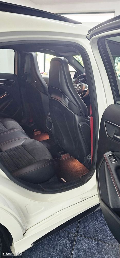 Mercedes-Benz A 45 AMG 4Matic Speedshift 7G-DCT Yellow Night Edition - 18