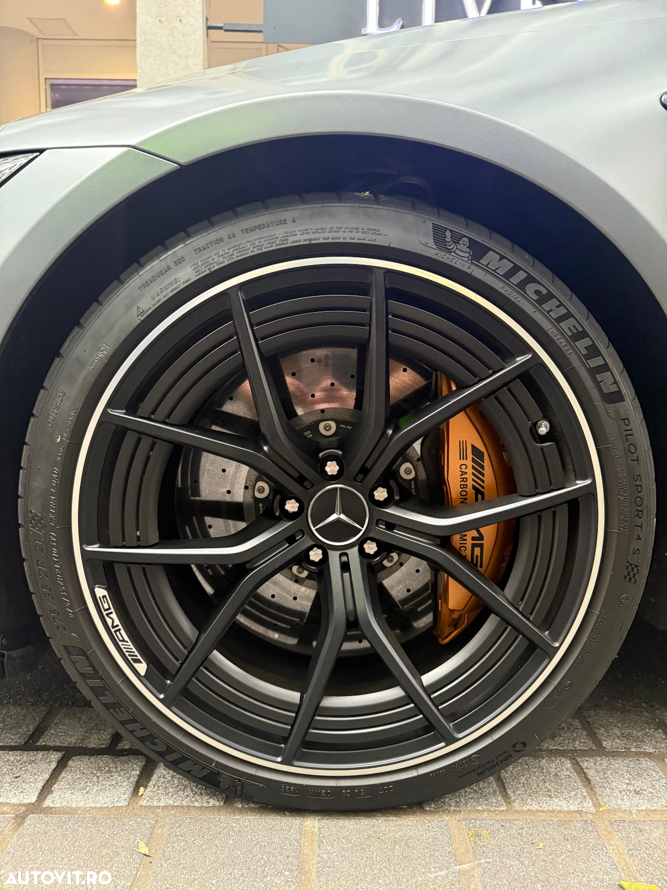 Mercedes-Benz AMG GT-S 63 4MATIC+ MHEV - 12