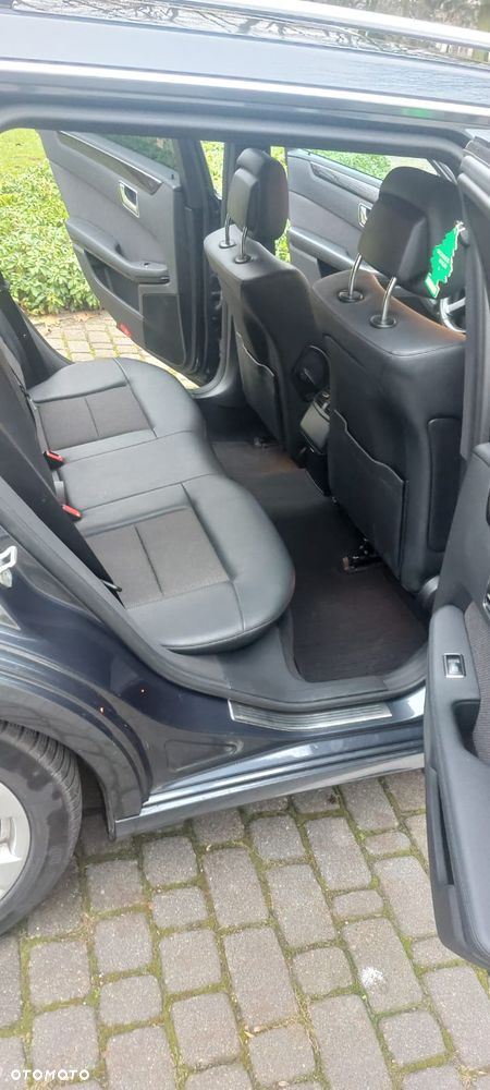 Mercedes-Benz Klasa E - 17