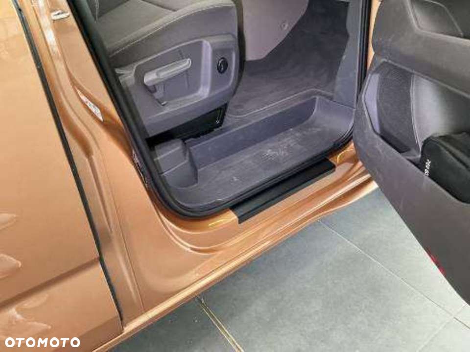 Volkswagen Multivan 2.0 TDI L1 Life DSG - 23