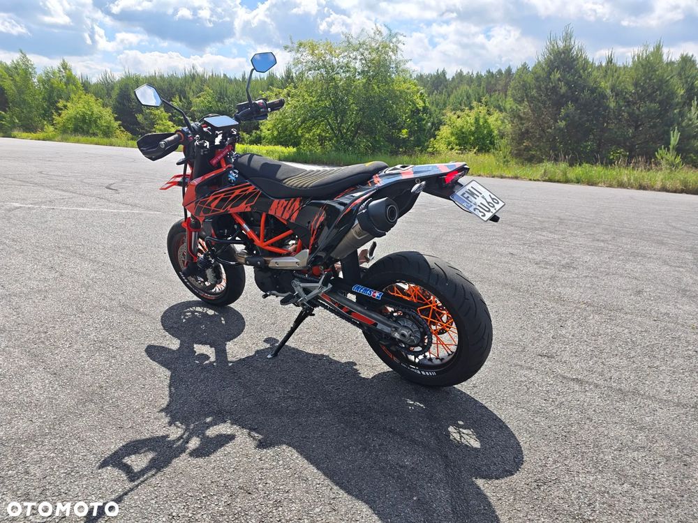 KTM SMC 690 - 11