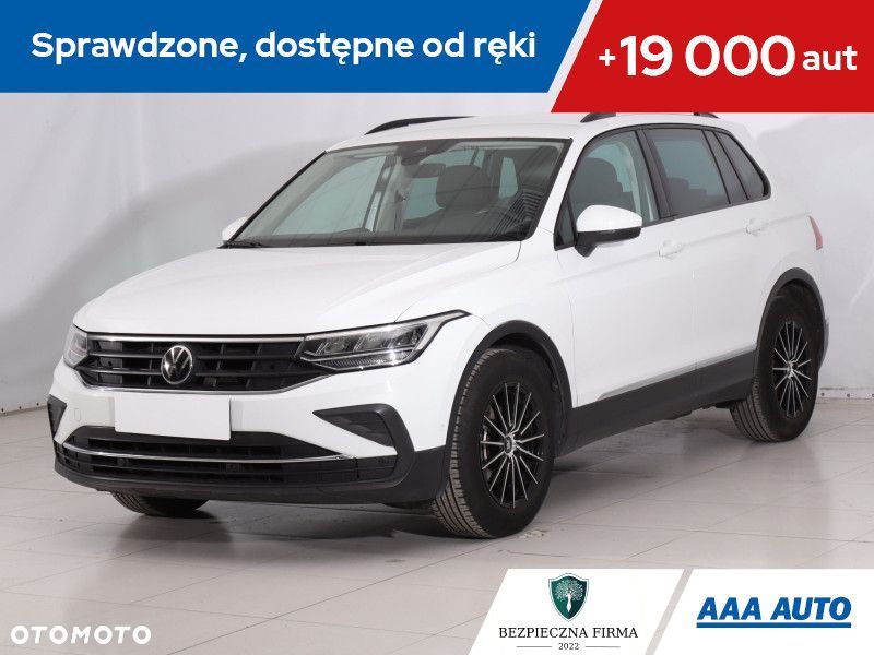 Volkswagen Tiguan - 2