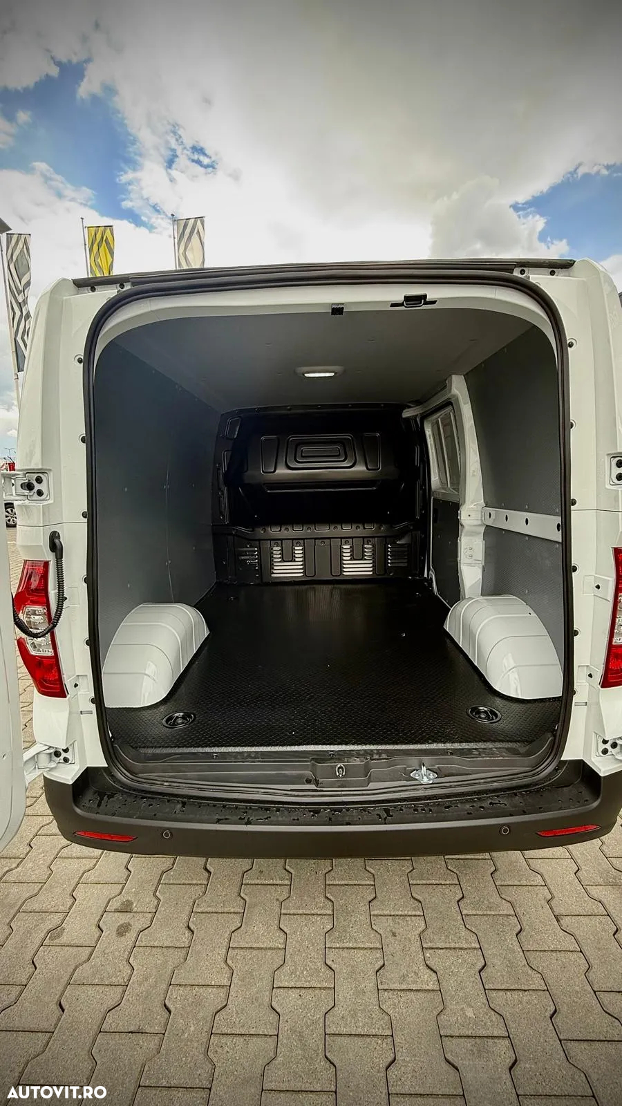 Maxus eDeliver 3 - 14