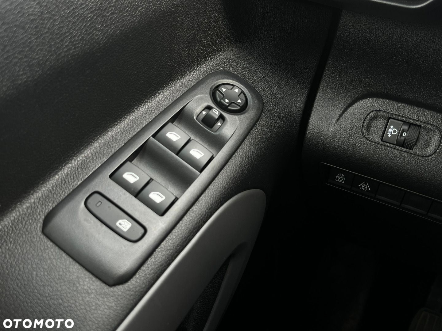 Toyota Proace City Verso 1.5 D-4D Business - 25