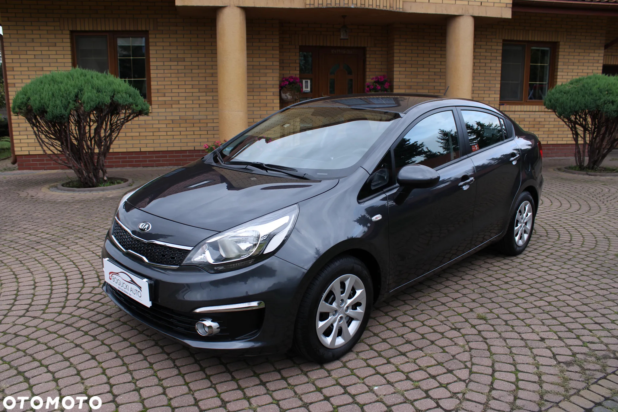 Kia Rio 1.4 M - 3