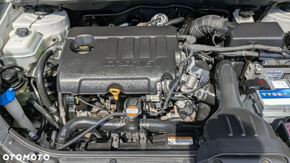 Kia Carens - 30