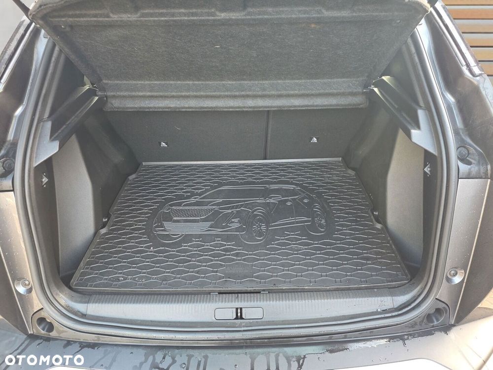 Peugeot 2008 1.2 PureTech GT Line S&S EAT8 - 13