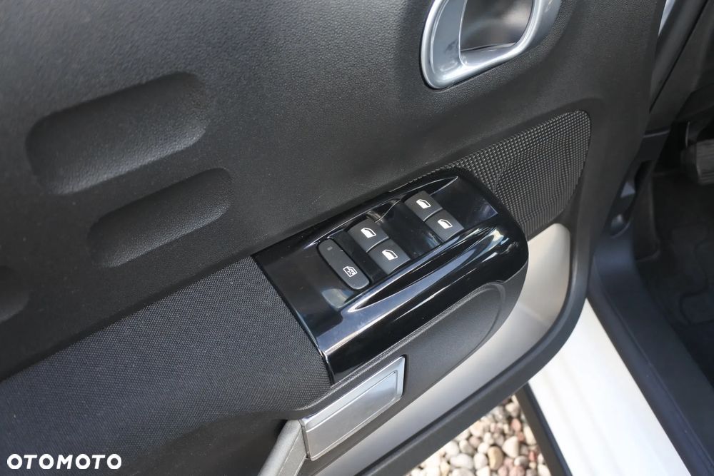 Citroën C3 1.2 PureTech Exclusive - 23