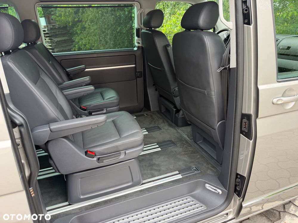 Volkswagen Multivan - 13