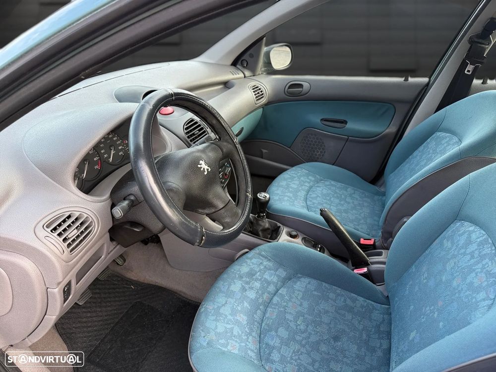Peugeot 206 1.1 XT - 5