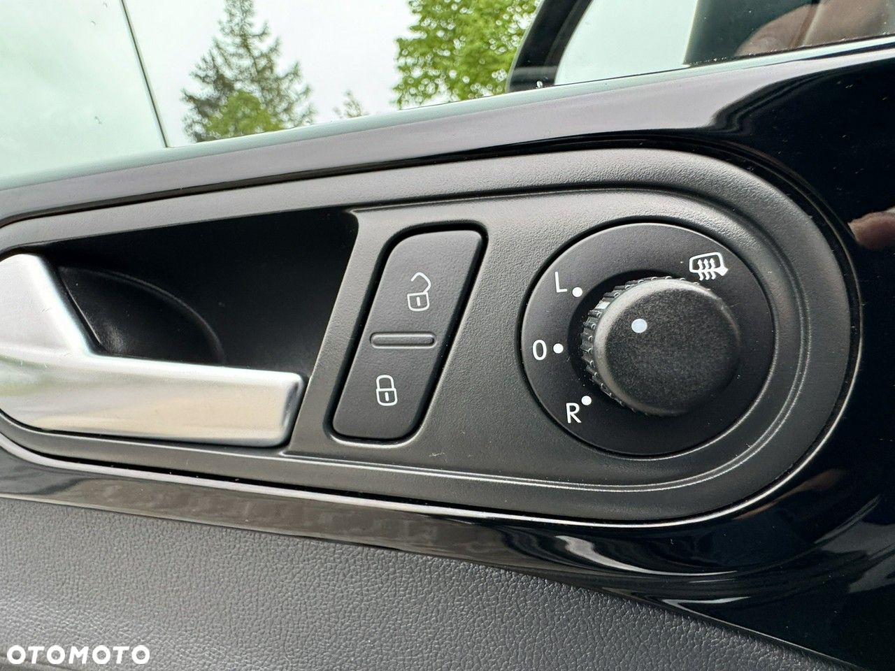 Volkswagen New Beetle - 17