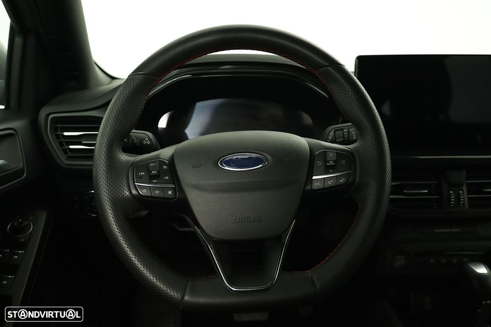 Ford Focus SW - 15