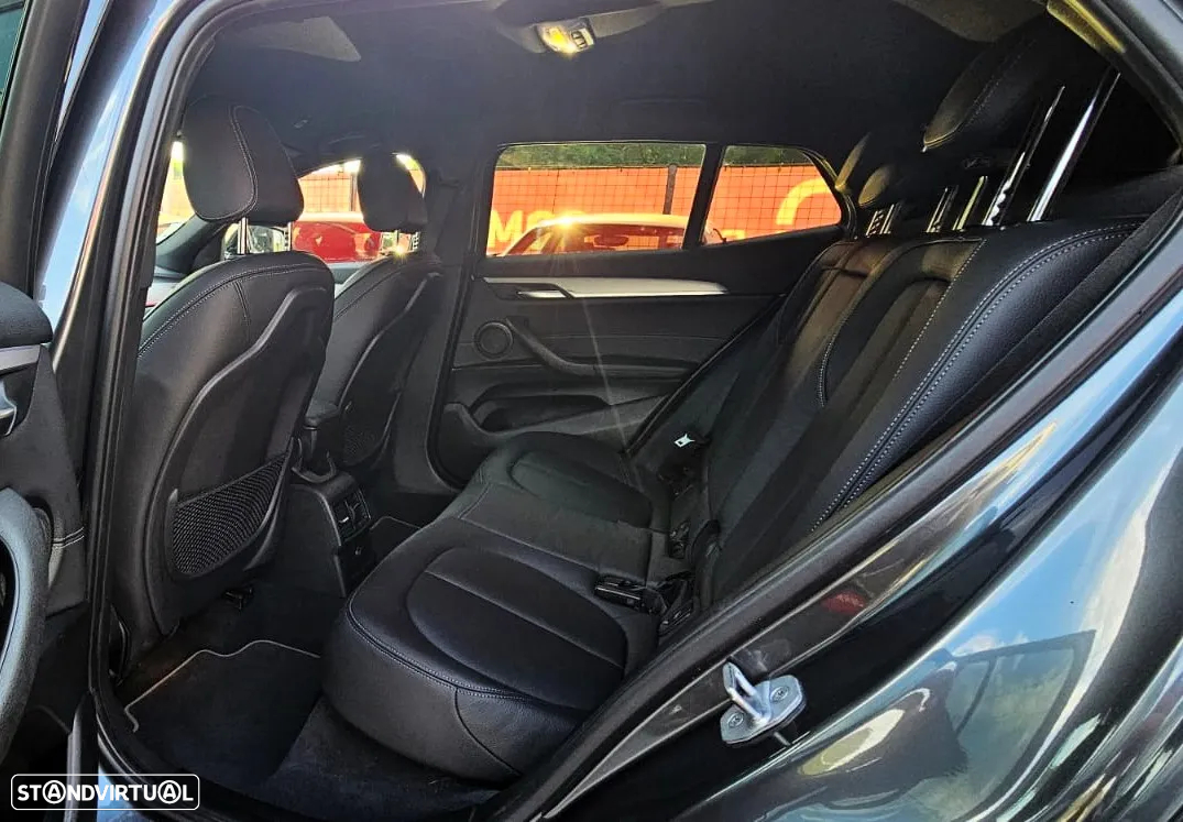 BMW X2 18 d sDrive Pack M - 32