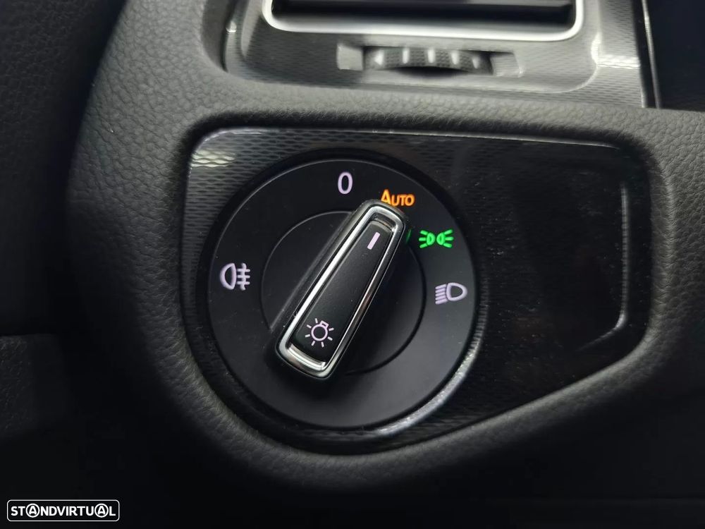 VW Golf 2.0 TDI GTD DSG - 26