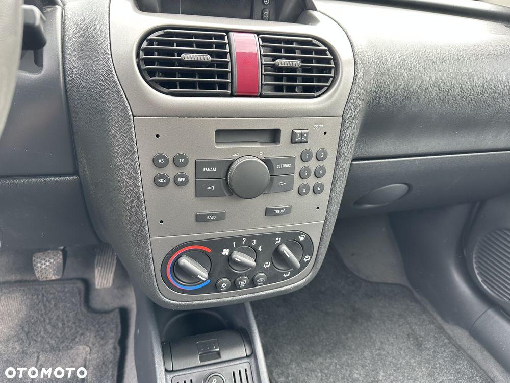 Opel Corsa - 19