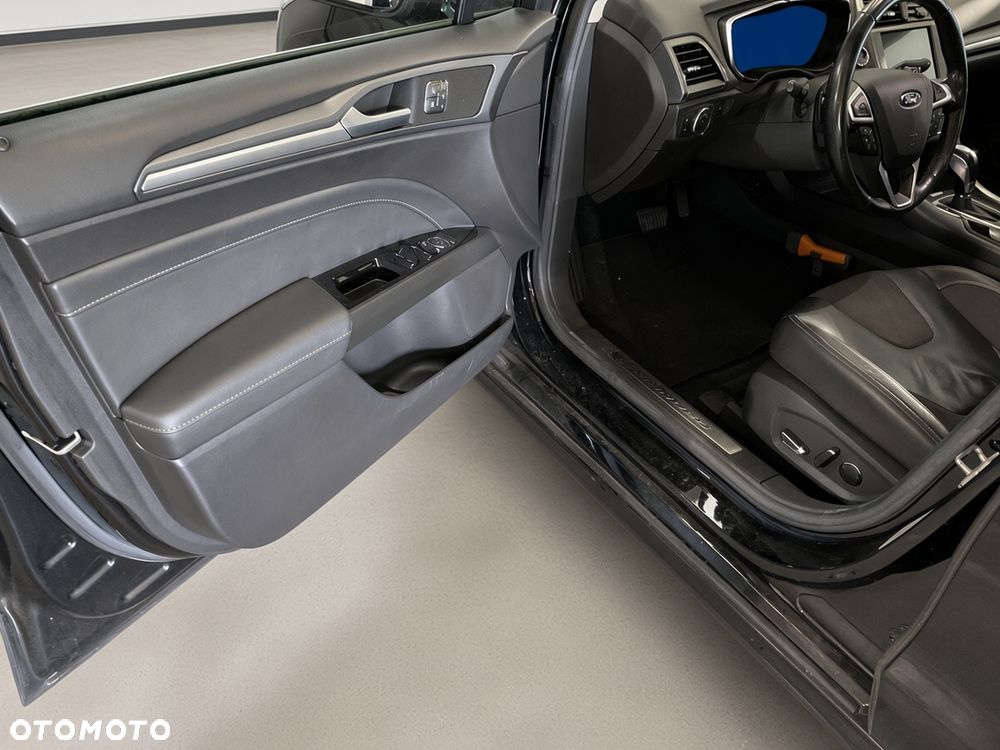Ford Mondeo 2.0 TDCi Titanium PowerShift - 8