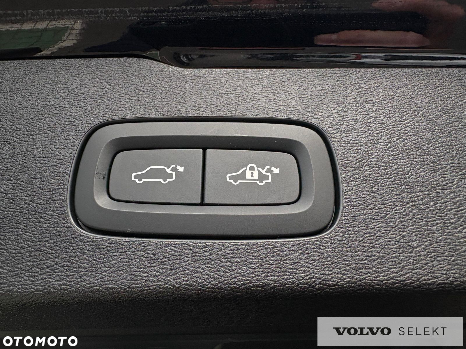 Volvo V60 Cross Country - 11