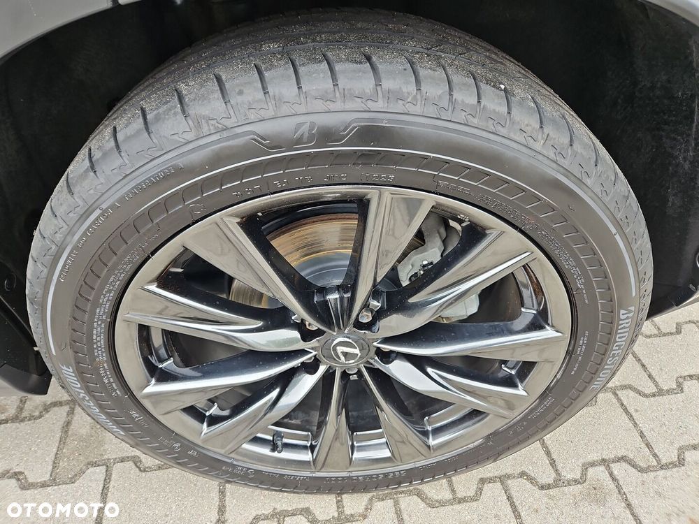 Lexus NX - 29