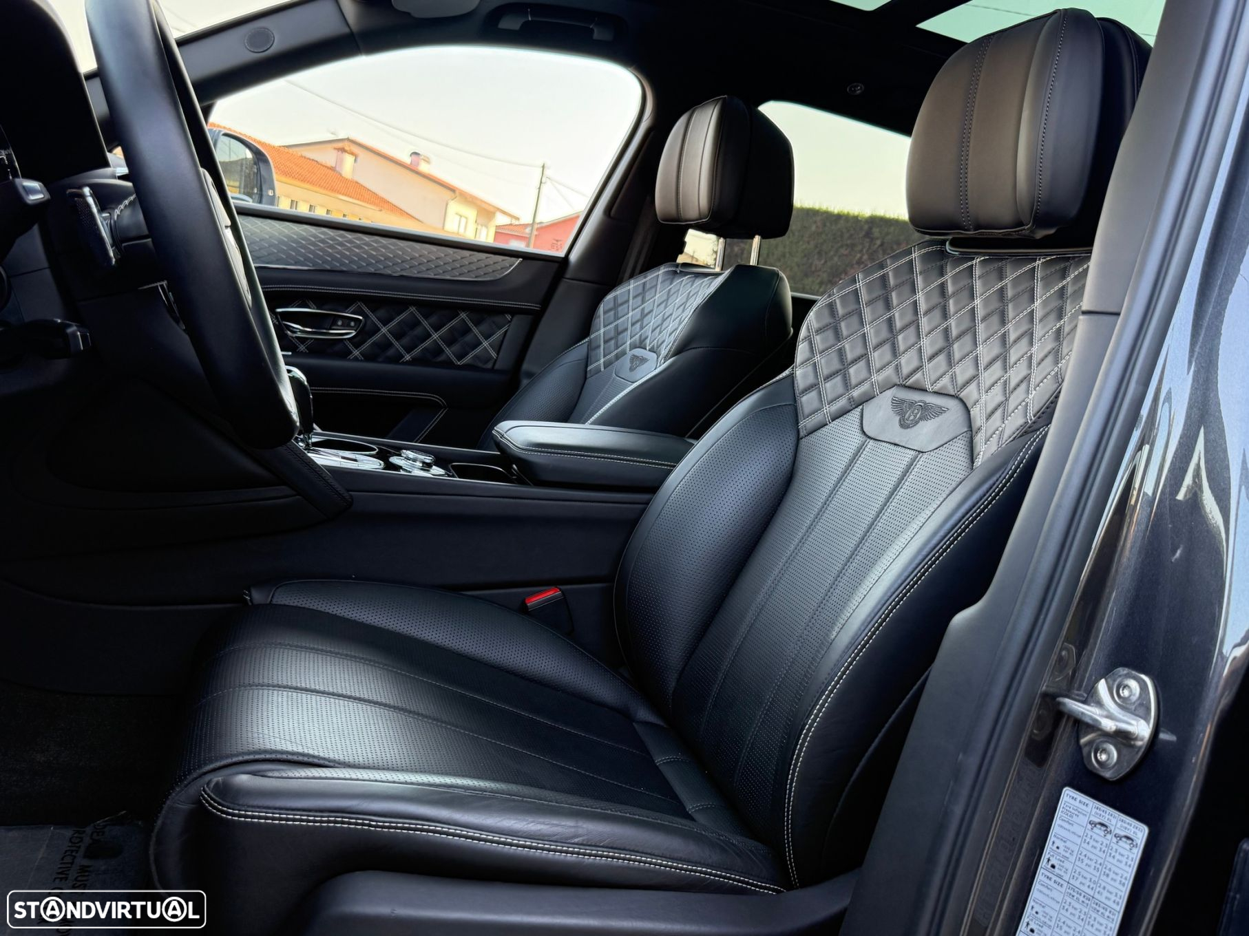 Bentley Bentayga V8 Atelier Edition - 20