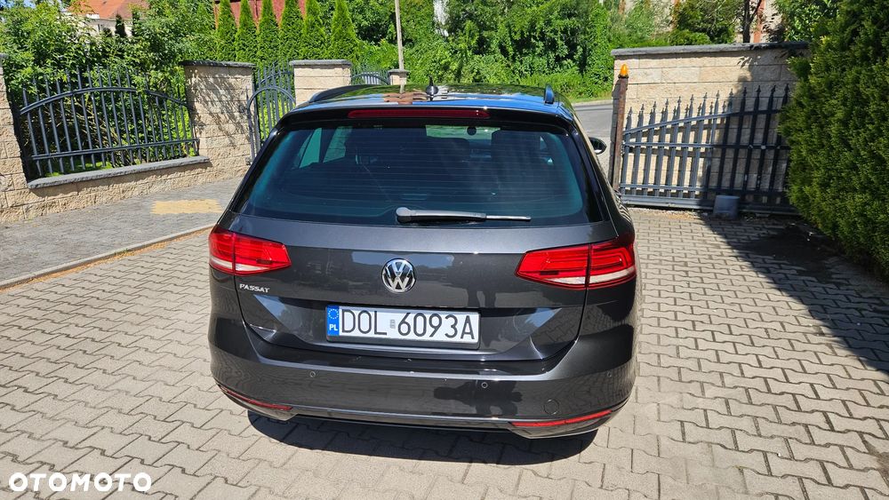 Volkswagen Passat - 6