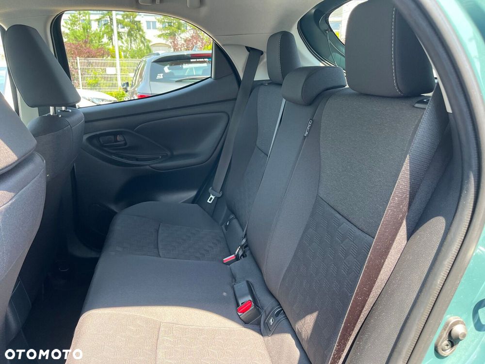 Toyota Yaris Hybrid 1.5 Style - 29