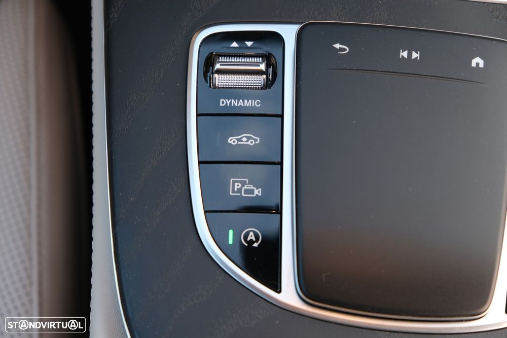 Mercedes-Benz E 220 d AMG Line - 20