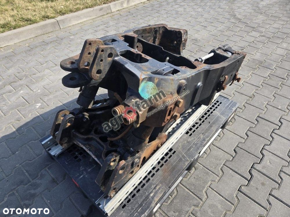 TUZ, przedni podnośnik, New Holland T6080 - 1