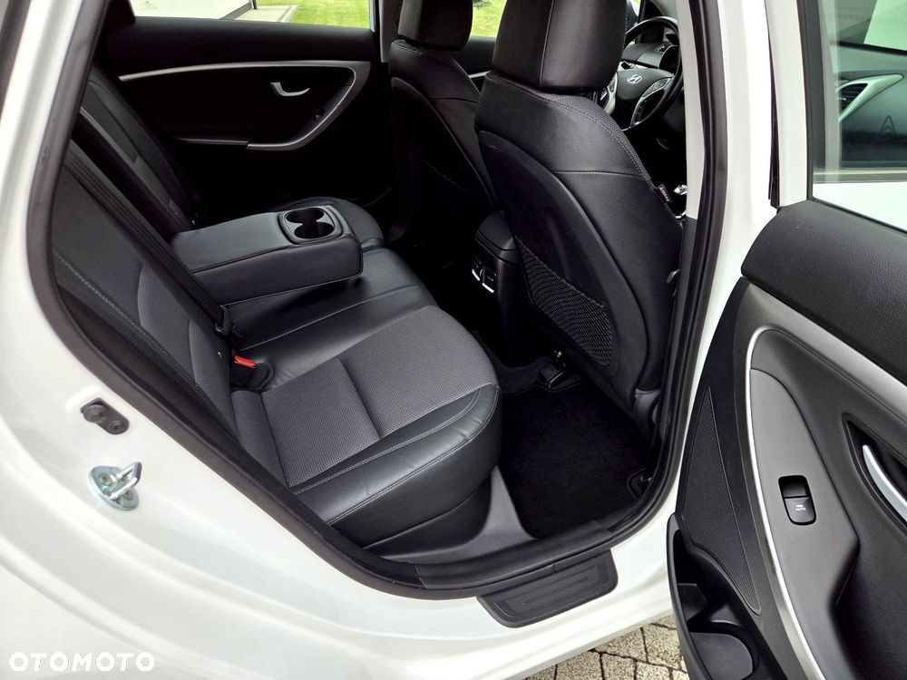 Hyundai i30 - 21