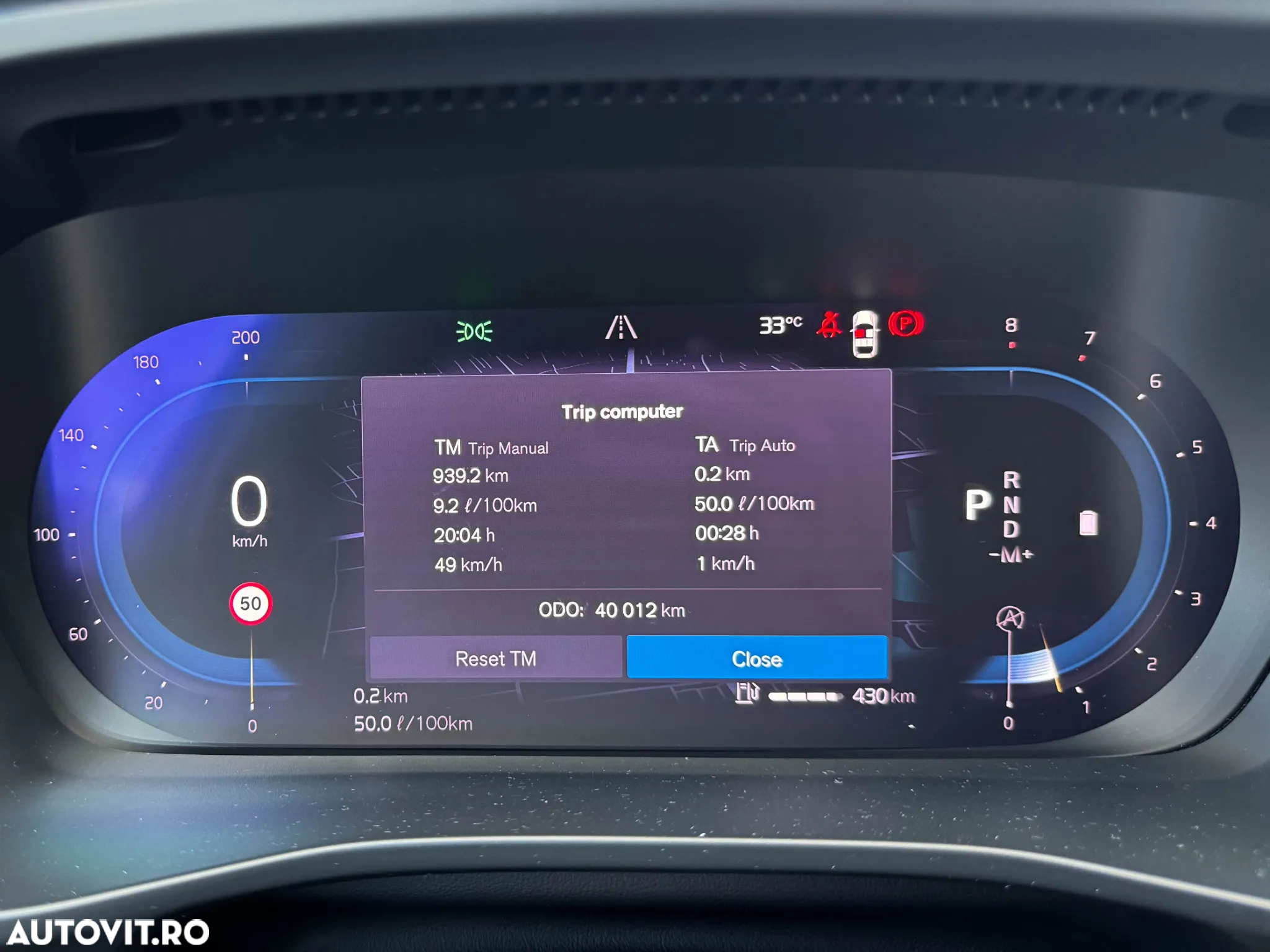 Volvo XC 40 B4 AT8 AWD Mild Hybrid Momentum Pro - 24