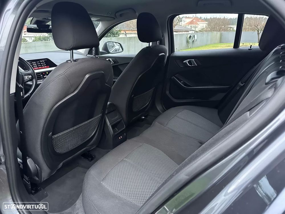 BMW 116 d Sport Line - 30