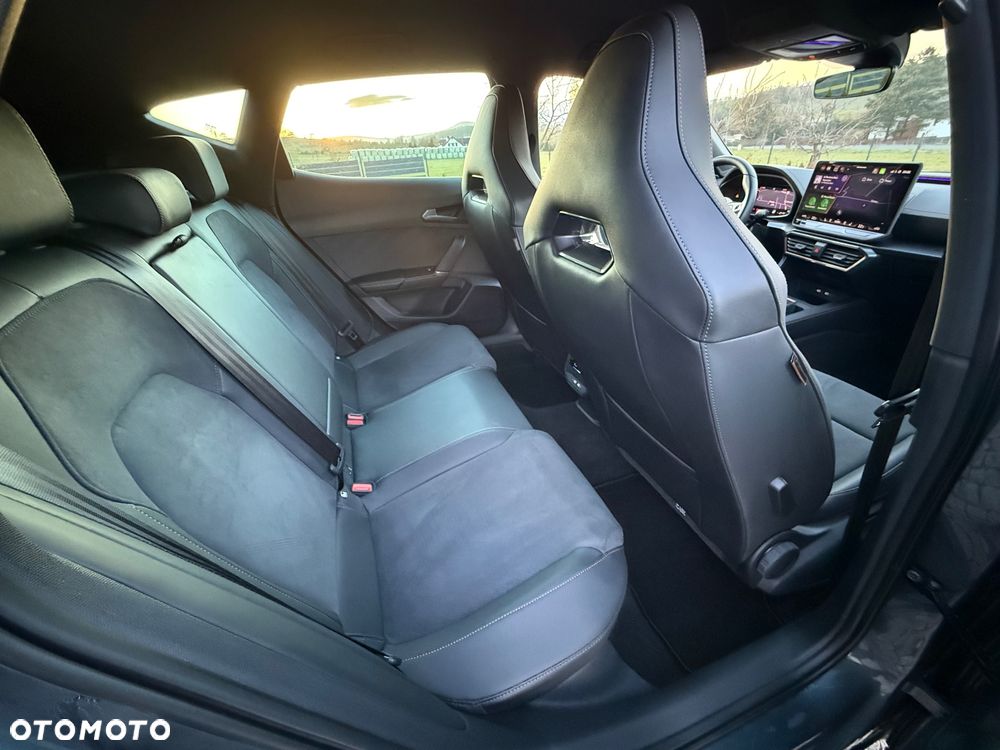 Cupra Formentor 2.0 TSI 4Drive DSG VZ Black Edition - 24