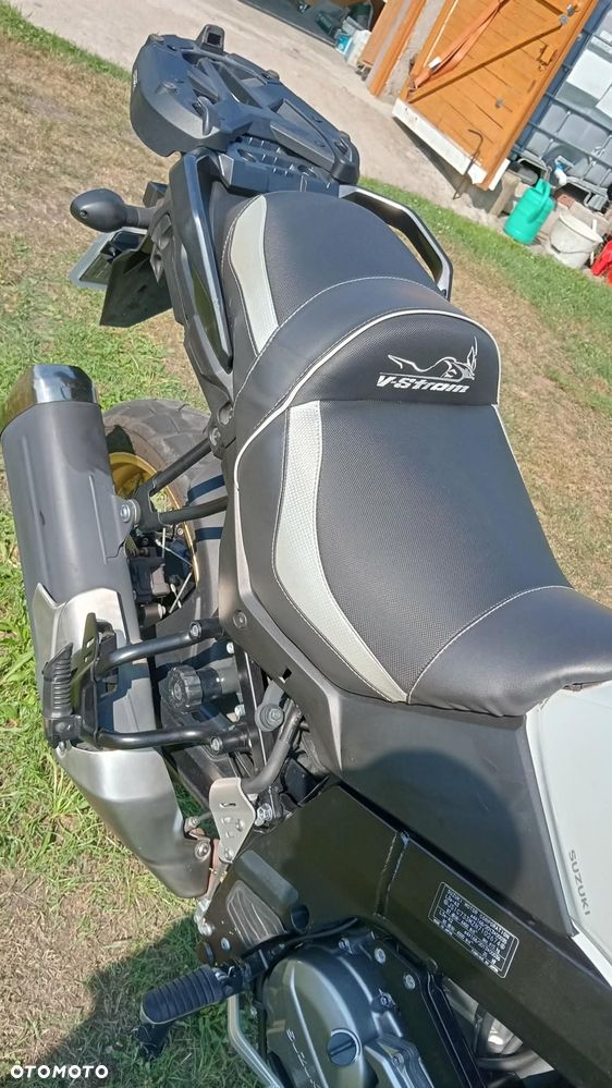 Suzuki V-STROM - 7