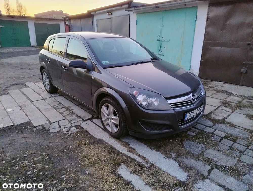 Opel Astra 1.4 - 8