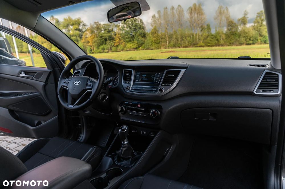 Hyundai Tucson blue 1.7 CRDi 2WD Style - 27