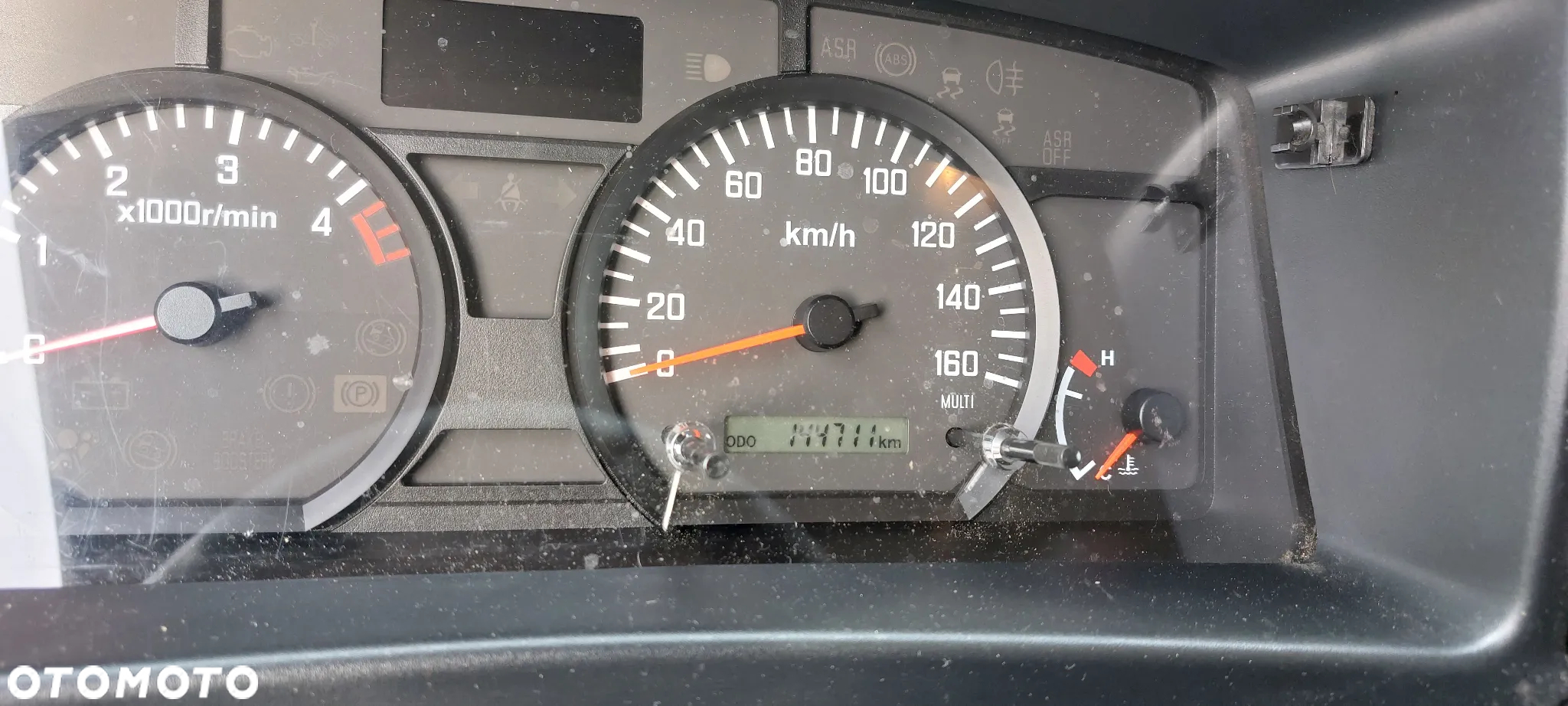 Isuzu M21 TH - 7