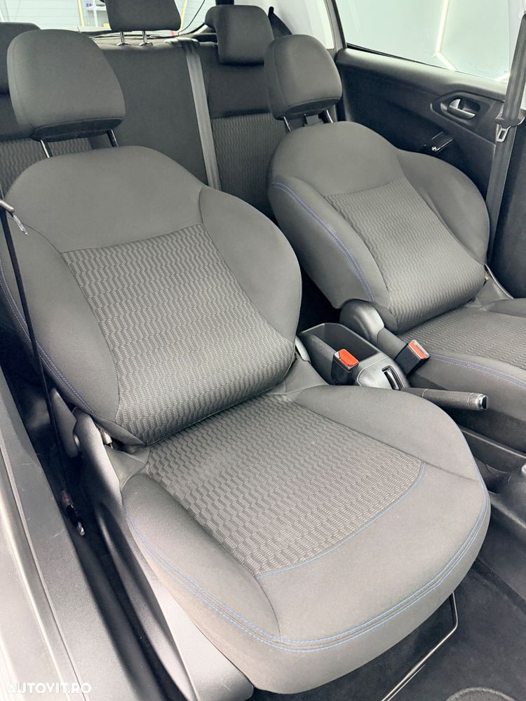 Peugeot 208 PureTech 82 Style - 18