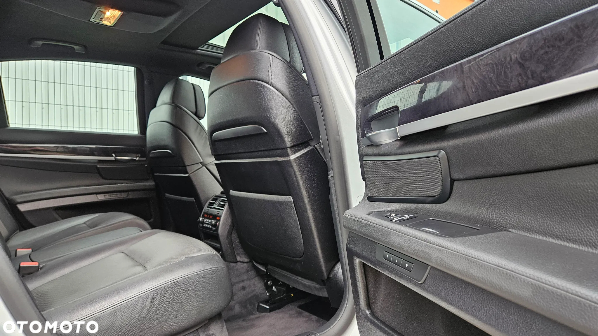 BMW Seria 7 730d - 33