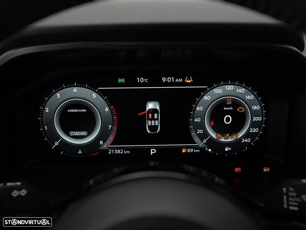 Nissan Qashqai 1.3 DIG-T N-Connecta Xtronic - 24