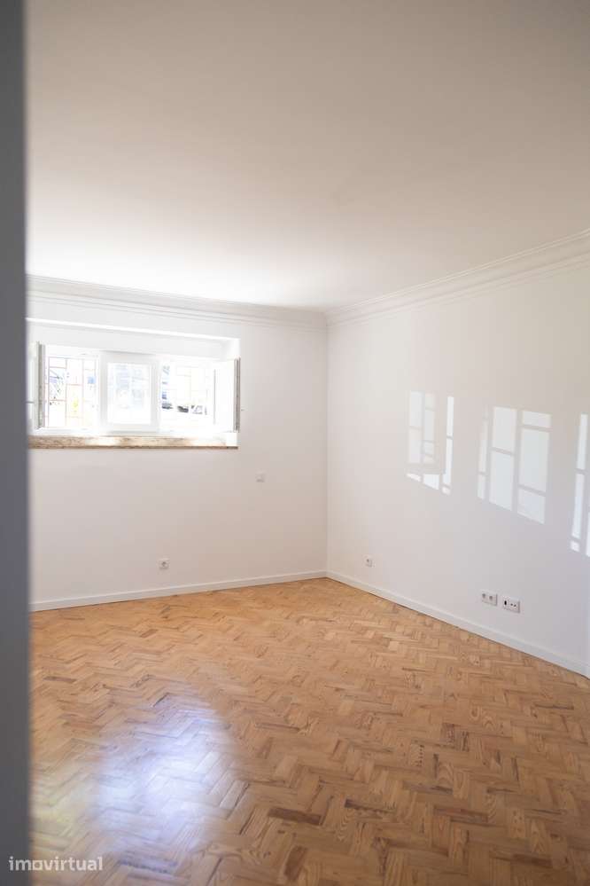 Apartamento T3 totalmente remodelado em Alvalade - Grande imagem: 3/29