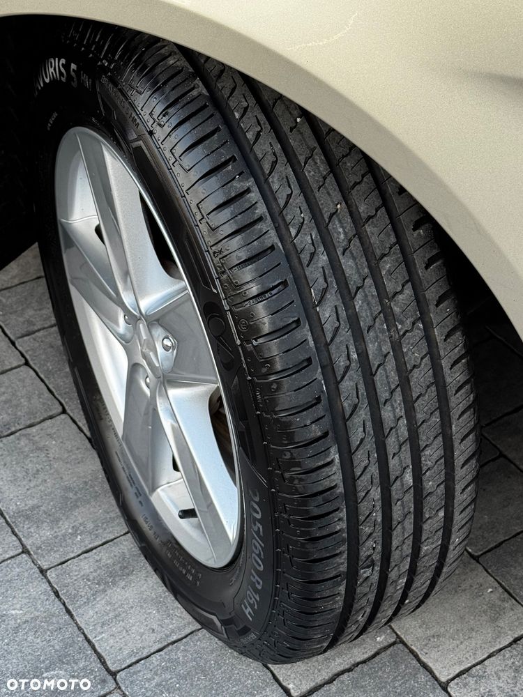 Mitsubishi Lancer - 6